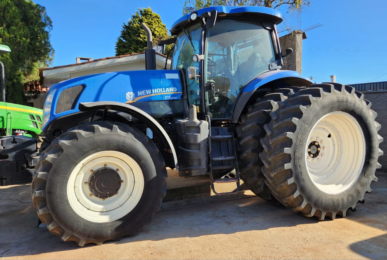 Trator New Holland T7.245